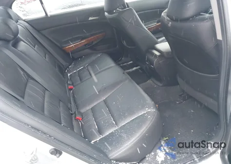 2011 Honda Accord 2.4 Ex-L z USA, uszkodzony, nr VIN 1HGCP2F88BA021372